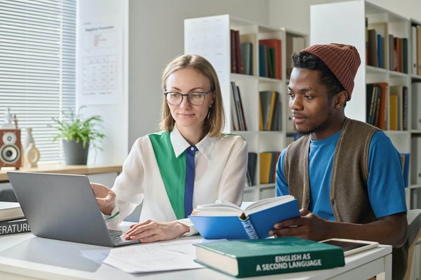 Comment créer et configurer un chatbot en français pour votre entreprise ?